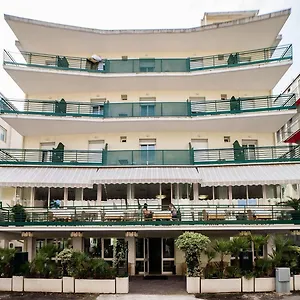 3* Hotel Plaza